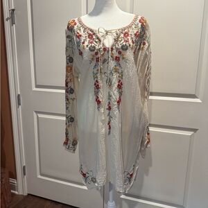 Johnny Was Cream Floral Embroidered Top